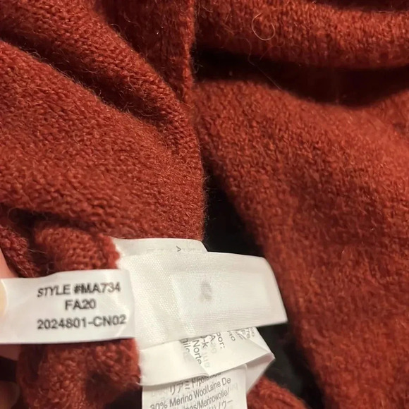Madewell Bartlett V-Neck Pullover Sweater in Coziest Yarn Oversized Maro… - Picture 13 of 14